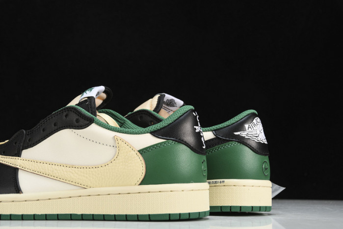 Travis Scott x Air Jordan 1 Low DH7866-128