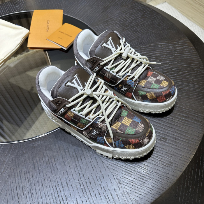 L*VT TRAINER MAXI LTMI-001