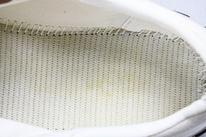 C/O​ SNEAKERS CO-036