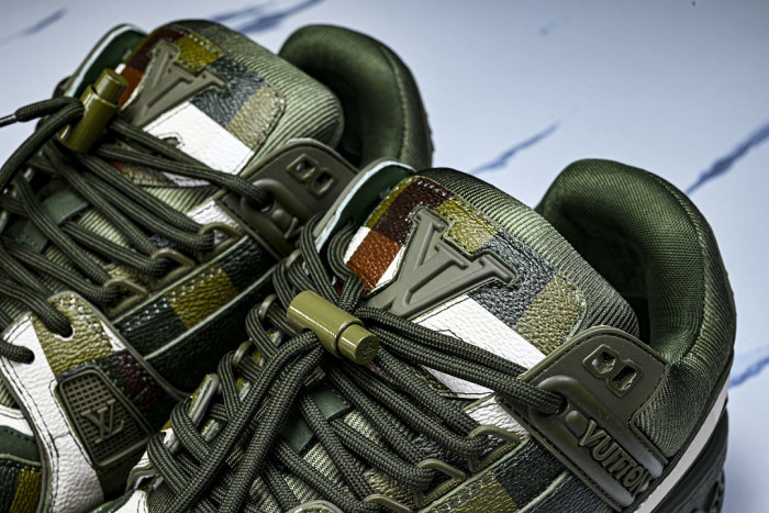 L*VT TRAINER MAXI LVSMS-008
