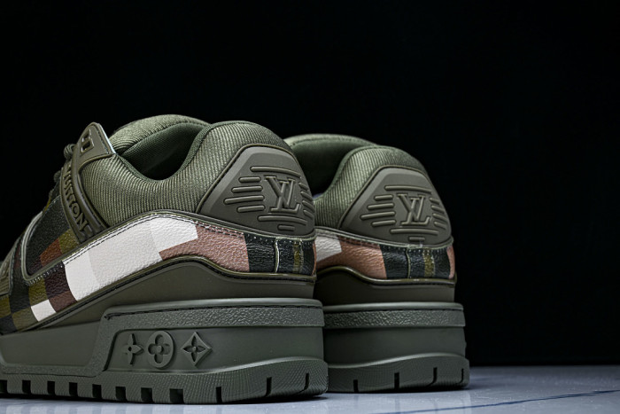 L*VT TRAINER MAXI LVSMS-008