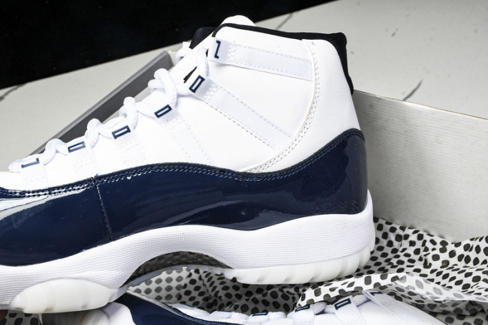 Air Jordan 11 LH0296-400