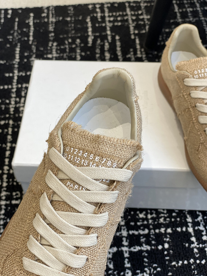 Ma*iso*n Mar*giela MAMA-030