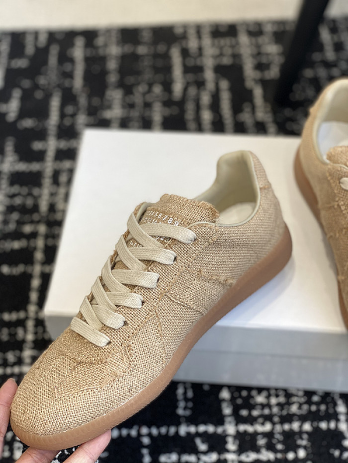 Ma*iso*n Mar*giela MAMA-030