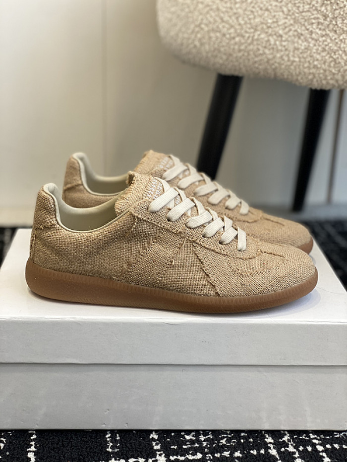 Ma*iso*n Mar*giela MAMA-030
