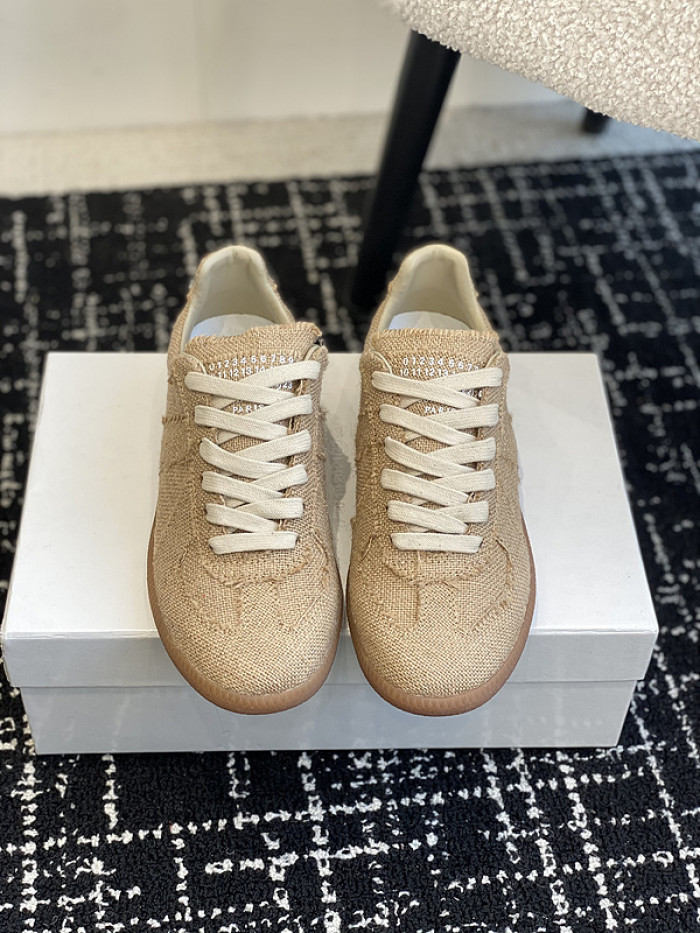 Ma*iso*n Mar*giela MAMA-030