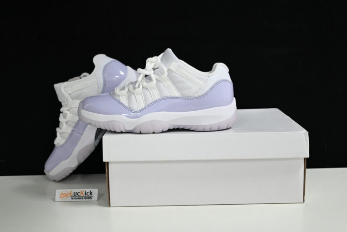 air jordan 11 retro low " pure violet " ah7860-101