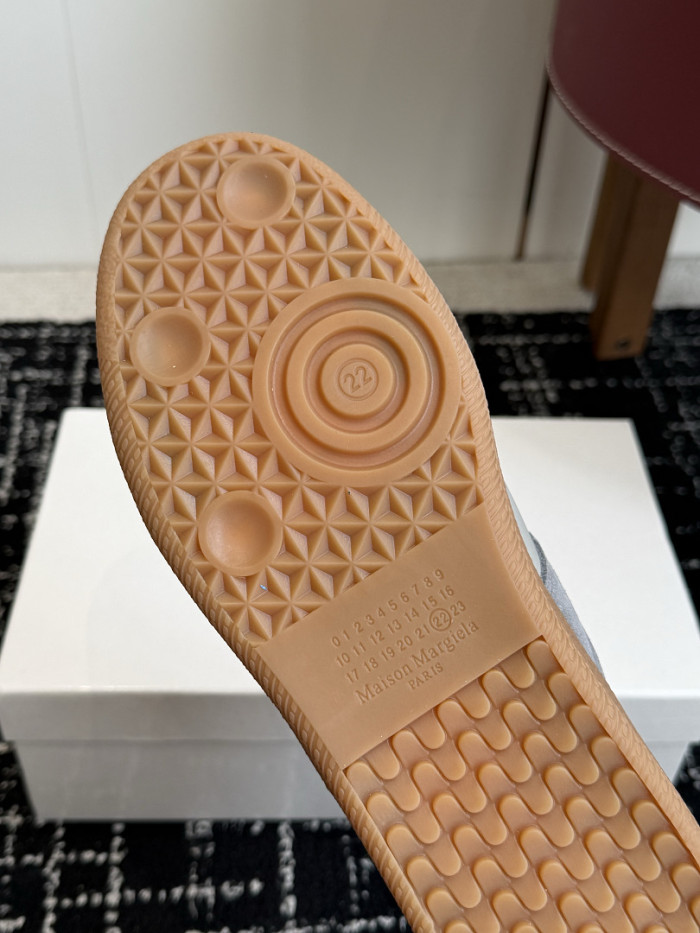 Ma*iso*n Mar*giela MNMA-0195