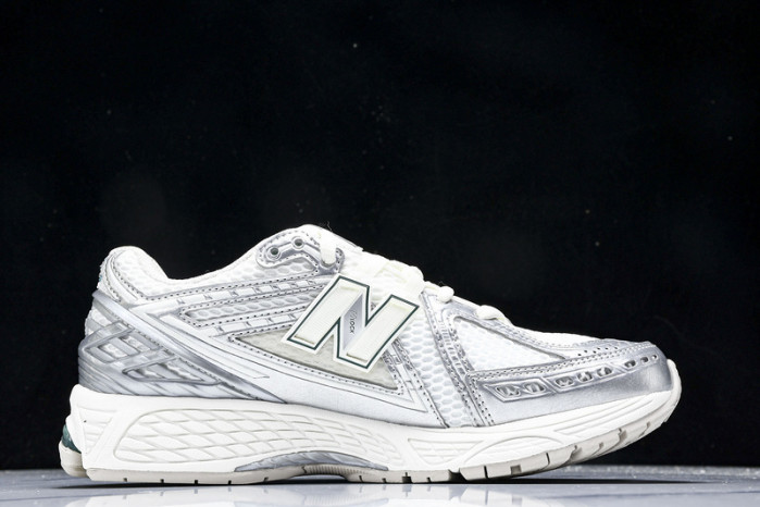 new balance nb-118