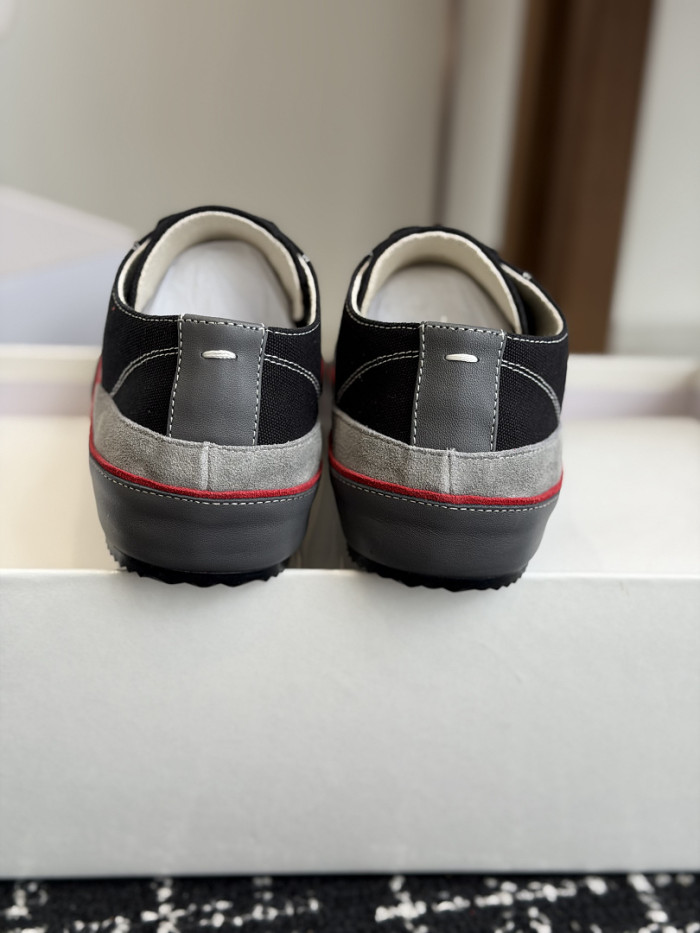 Ma*iso*n Mar*giela MNMA-0201