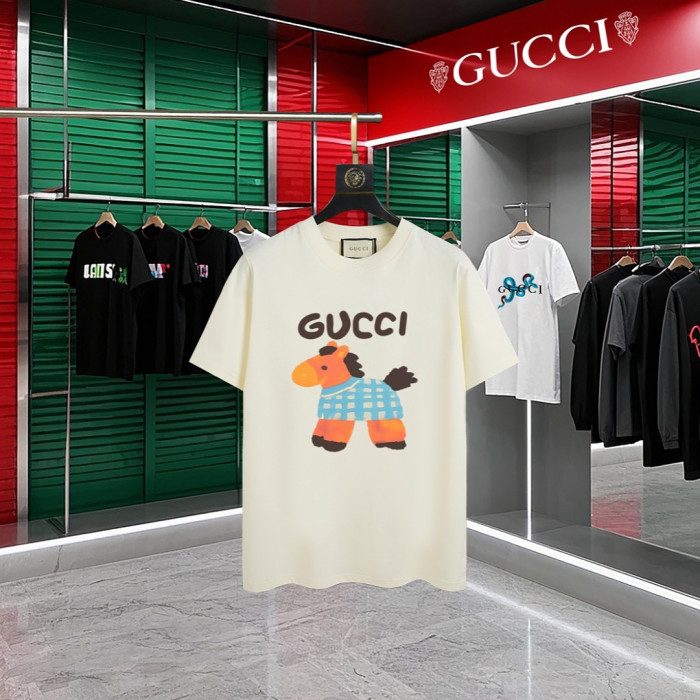 G*UCCI CLOTHES GICS-027