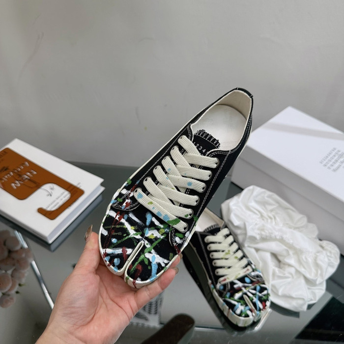 Ma*iso*n Mar*giela MAMA-0159