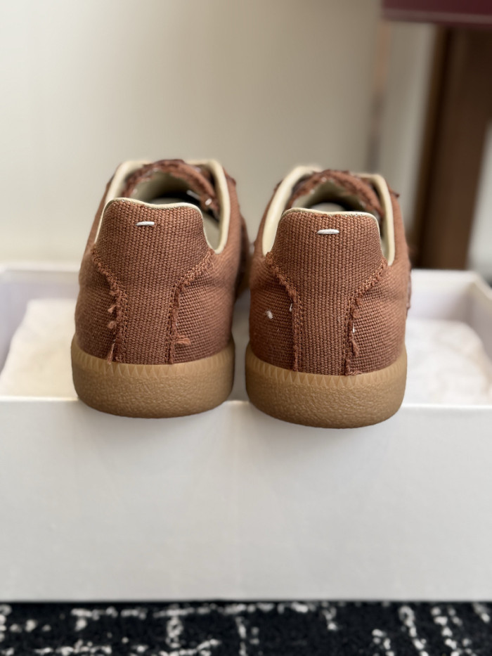 Ma*iso*n Mar*giela MNMA-0223