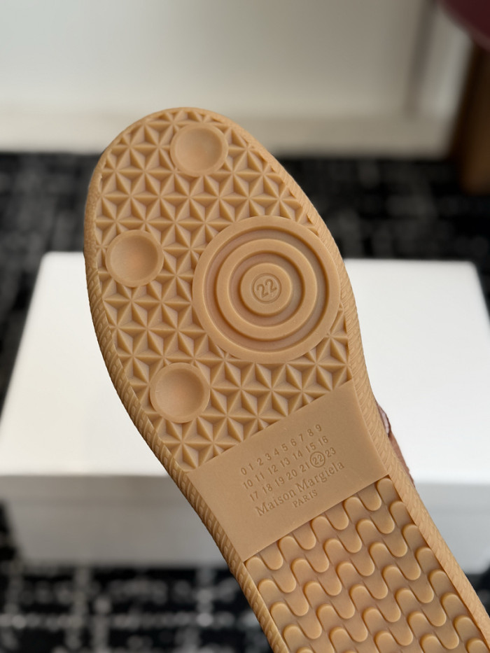 Ma*iso*n Mar*giela MNMA-0223