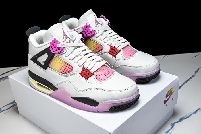 NIKE AIR JORDAN 4 RETRO JA1135-100