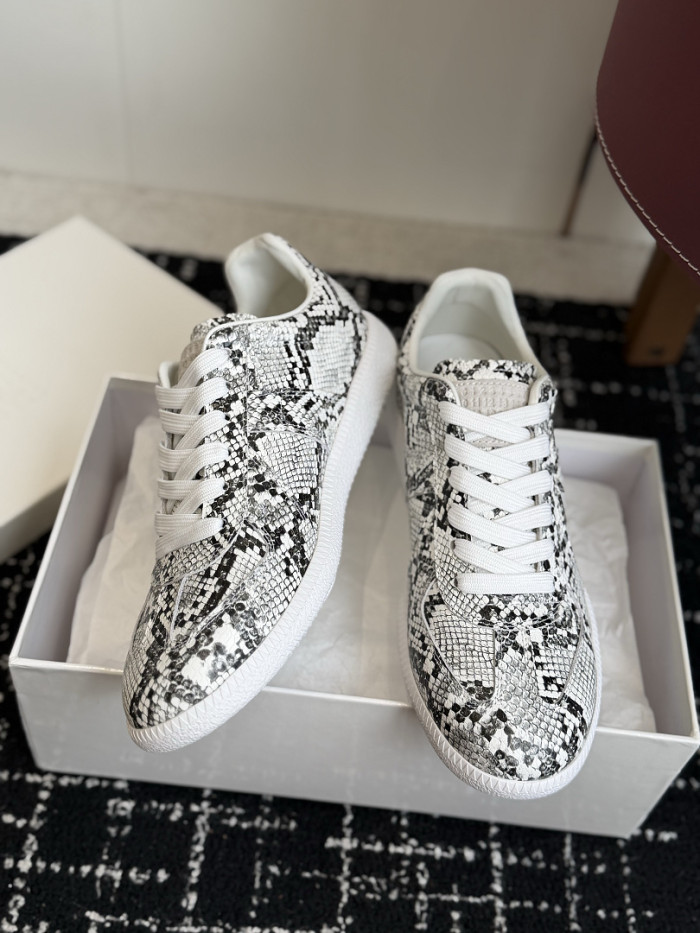 Ma*iso*n Mar*giela MNMA-0242