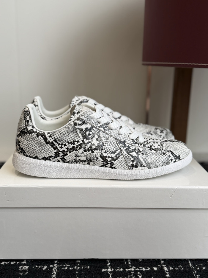 Ma*iso*n Mar*giela MNMA-0242