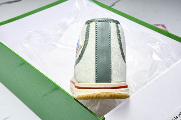 b0tt*ga Ven*ta sneaker bvs-035