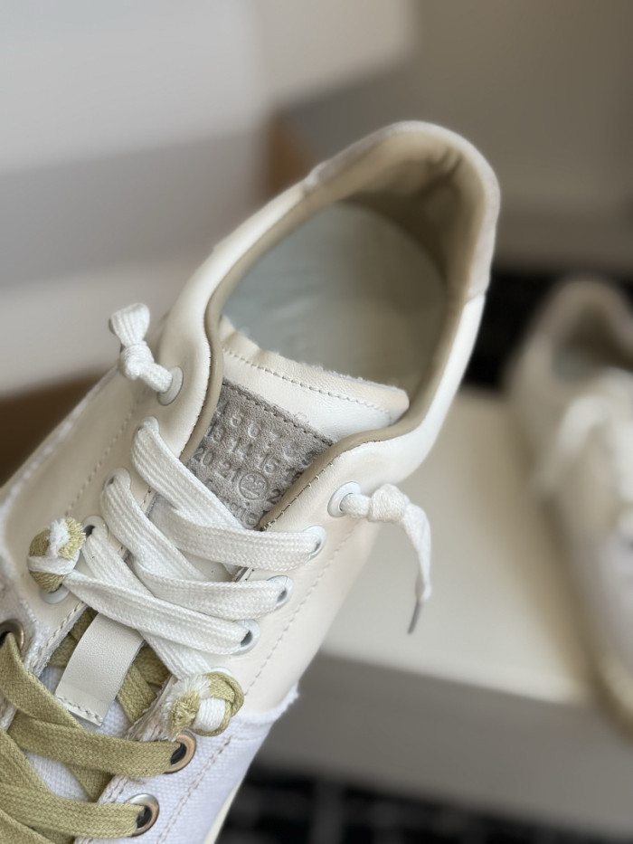 Ma*iso*n Mar*giela MNMA-0212