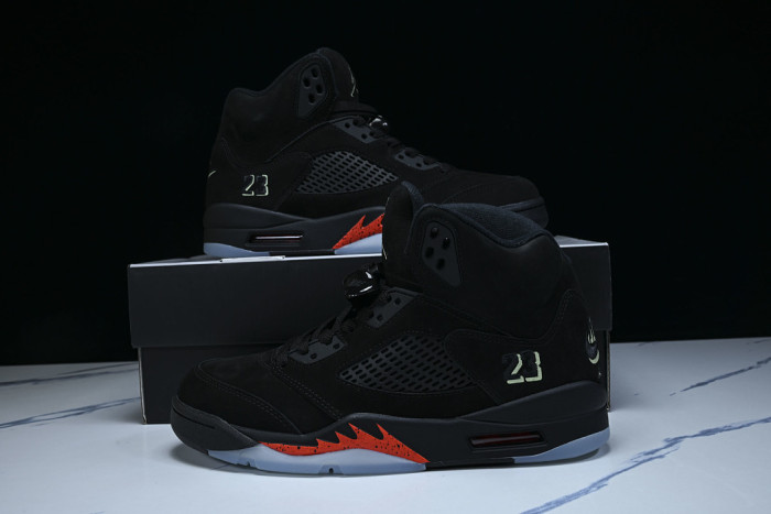 Air Jordan 5 Retro 