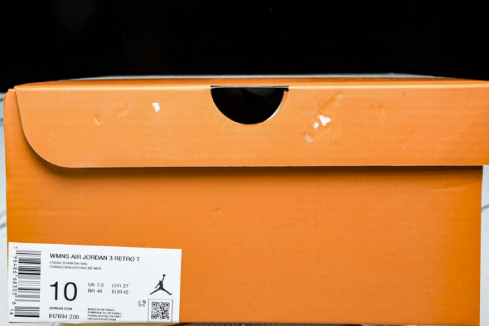 Air Jordan 3 Retro "Starfish" IH7694-200