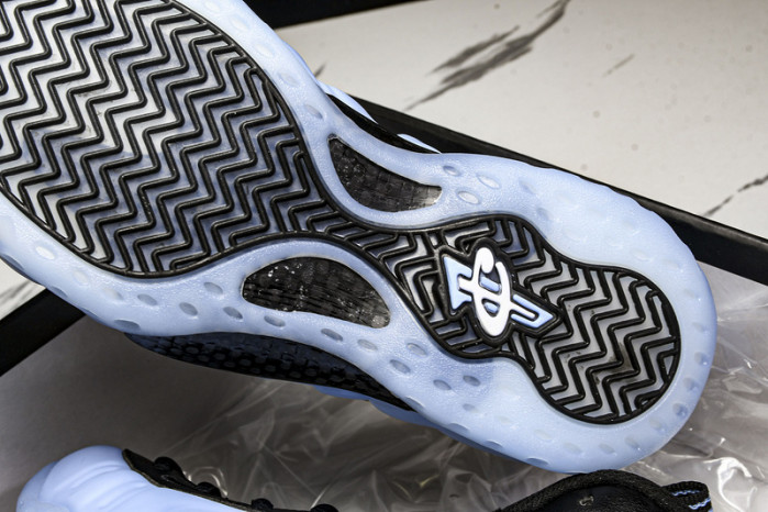 Nike Air Foamposite One “Psychic Blue” HJ6014-400