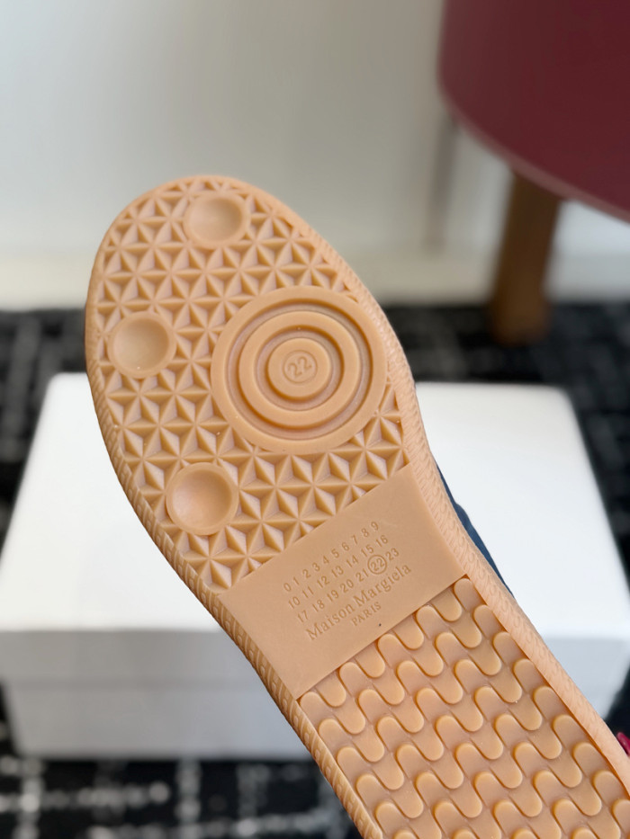 Ma*iso*n Mar*giela MNMA-0205