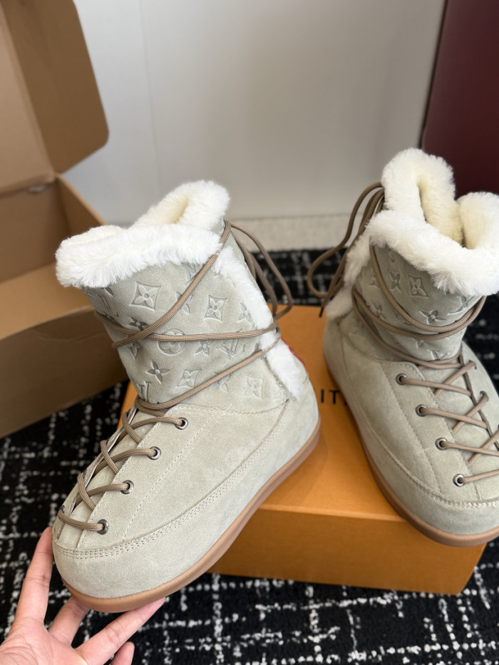 L**V**T* BOOTS LVTBS-065