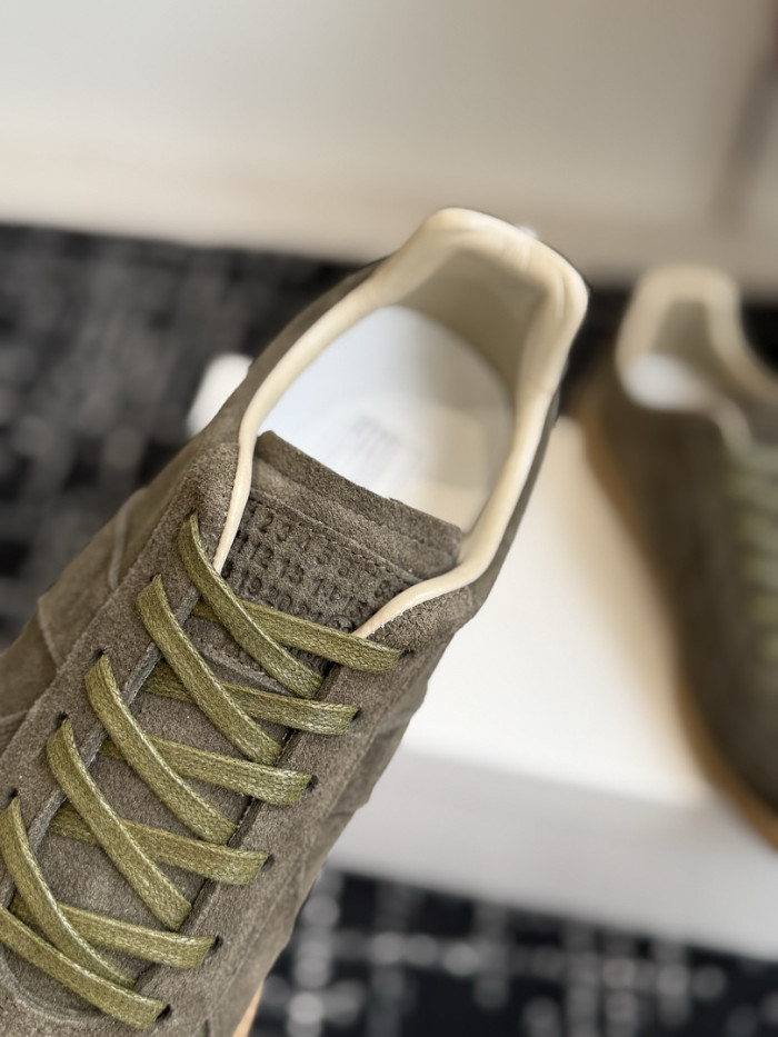 Ma*iso*n Mar*giela MNMA-0235