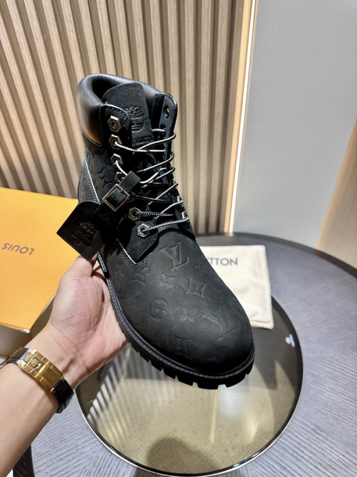 L**V**T* BOOTS LVTBS-017