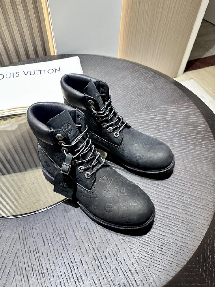 L**V**T* BOOTS LVTBS-017