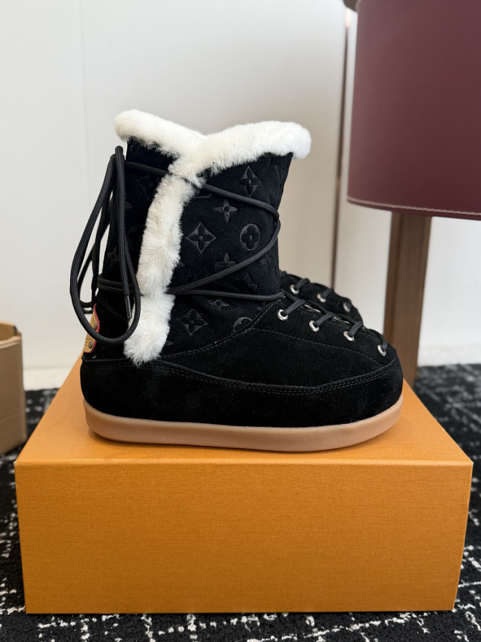 L**V**T* BOOTS LVTBS-067