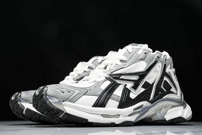 Ba1en*iaga runner btt-209
