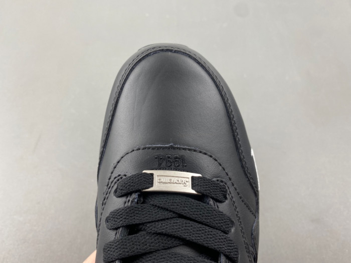 Svp*me x nike air max 1 