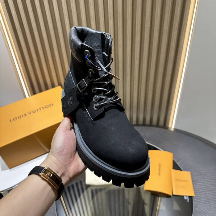 L**V**T* BOOTS LVTBS-030