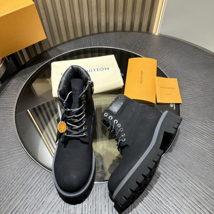 L**V**T* BOOTS LVTBS-030
