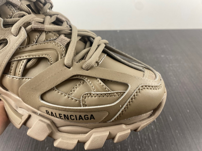 Ba*len*cia*ga track trainer btt-026