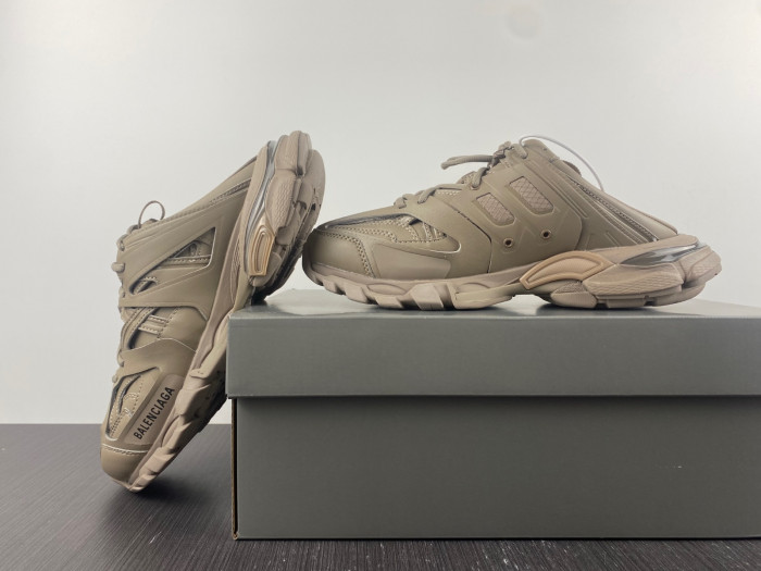 Ba*len*cia*ga track trainer btt-026