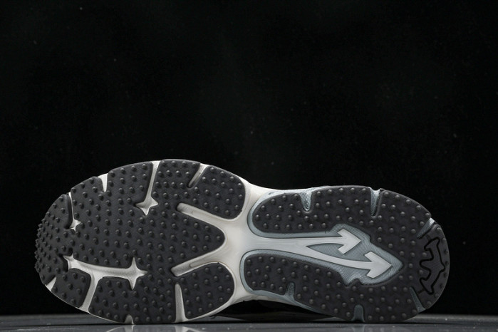 c/o sneakers co-004