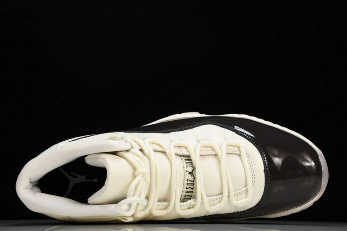 air jordan 11 "neapolitan" ar0715-101