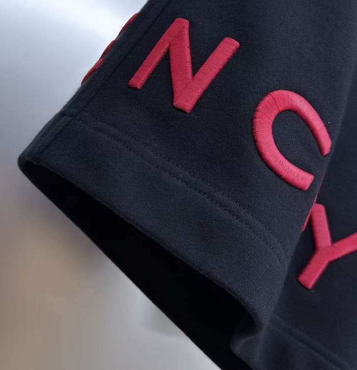 G*IVENCHY CLOTHES GYCS-008