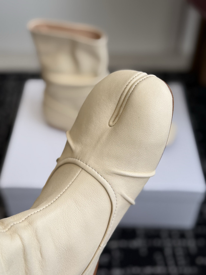 Ma*iso*n Mar*giela Boots MNMB-0004