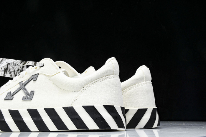 C/O SNEAKERS CO-034