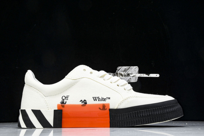 C/O SNEAKERS CO-034