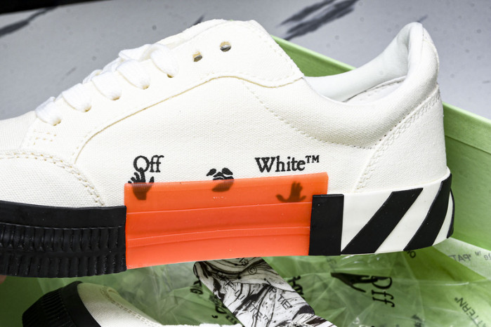 C/O SNEAKERS CO-034