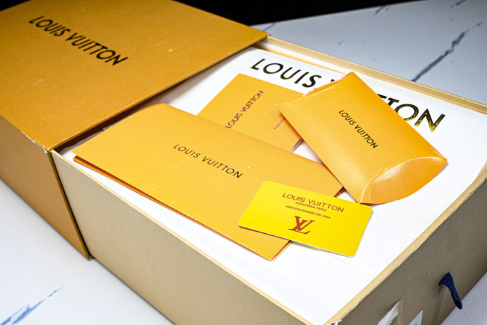 LVT SNEAKERS LVSRS-0156