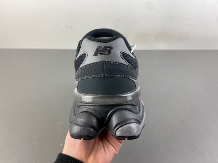 New Balance U906079E