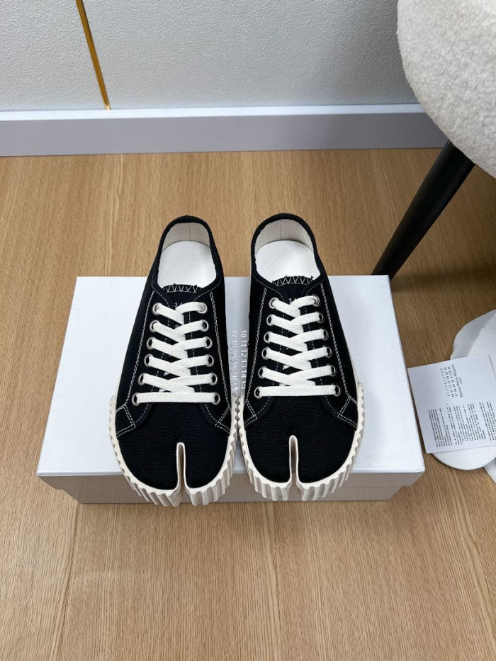 Ma*iso*n Mar*giela MAMA-0152