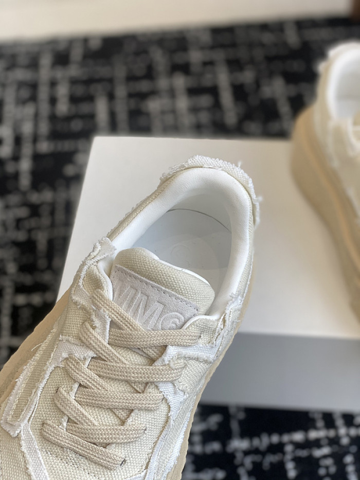 Ma*iso*n Mar*giela MAMA-065