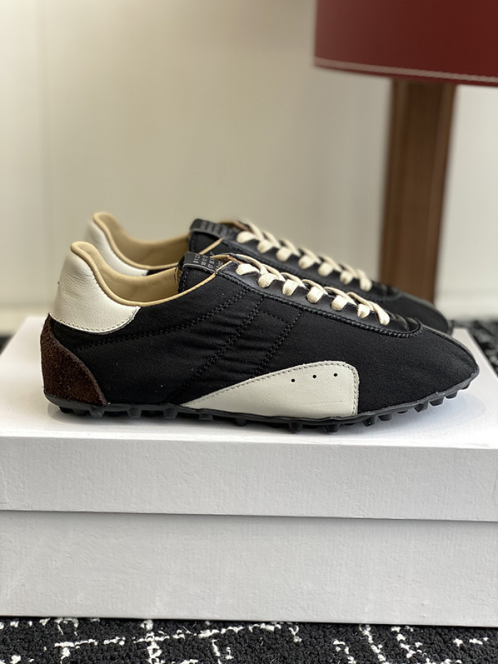 Ma*iso*n Mar*giela MAMA-025